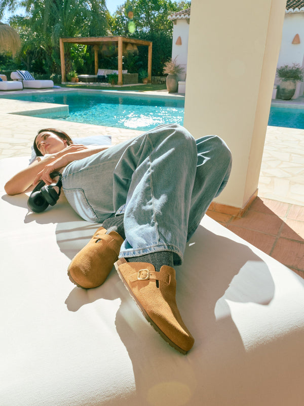 Looks con zuecos que funcionan siempre: Guía de estilo