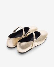 Danseuse Golden Ari-001