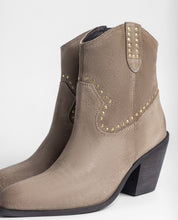 Botín de tacón DAKOTA-260 marrón_42008.jpg