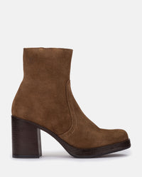 Heeled shoe KOLIN-001 brown