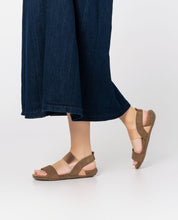 Flat sandal MANACOR-001 brown