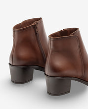 Stivaletto con tacco LILLE-016 marrone