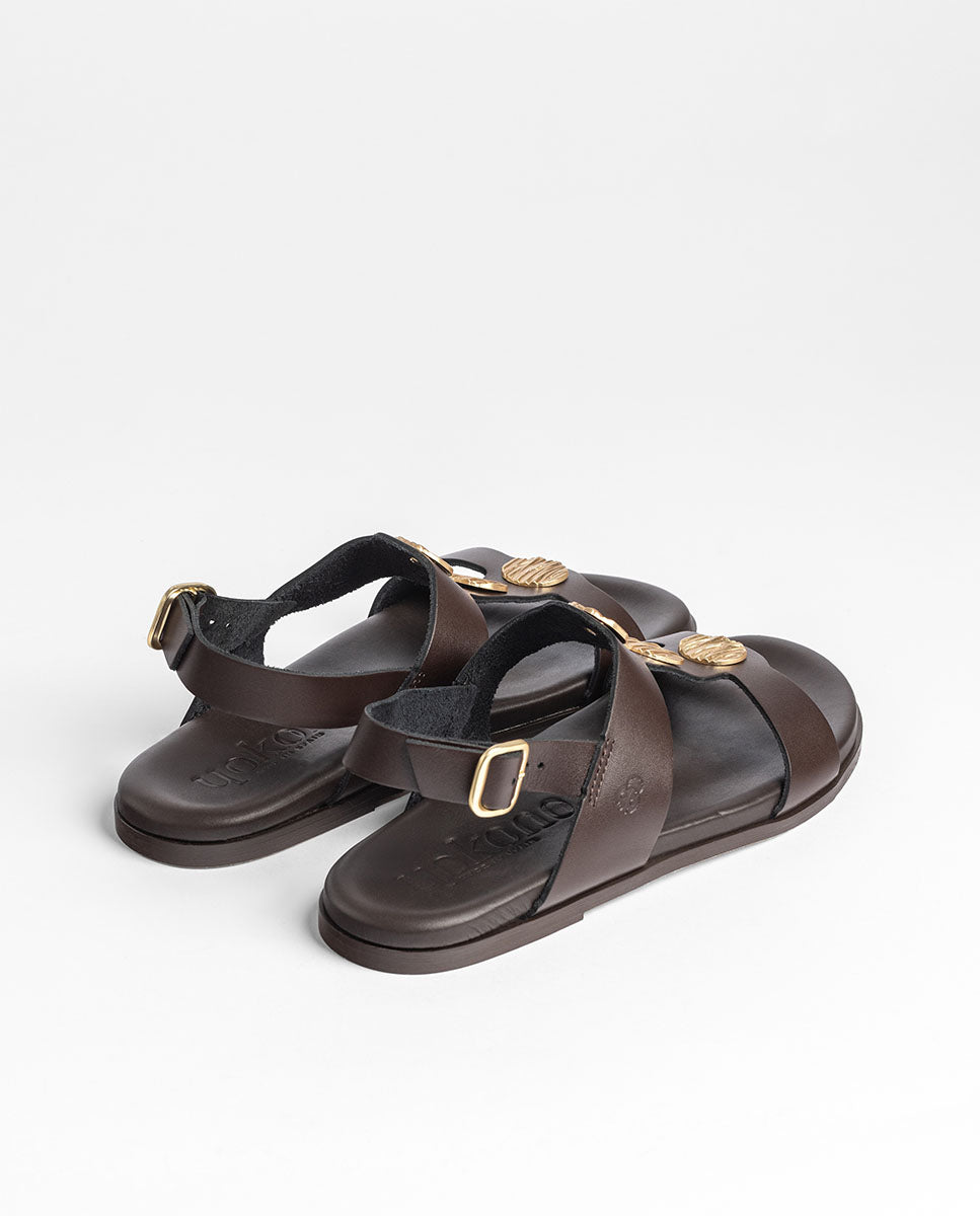 Sandalia plana DEIRA-272 marrón_40242.jpg