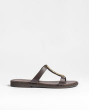 Sandalia plana LARA-270 marrón_40316.jpg