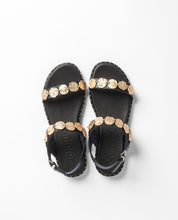 Sandalia plana LARA-271 negro_40284.jpg