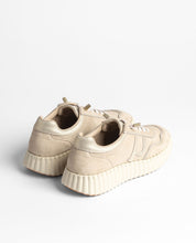 Sneaker VANNA-105 dorado_38674.jpg