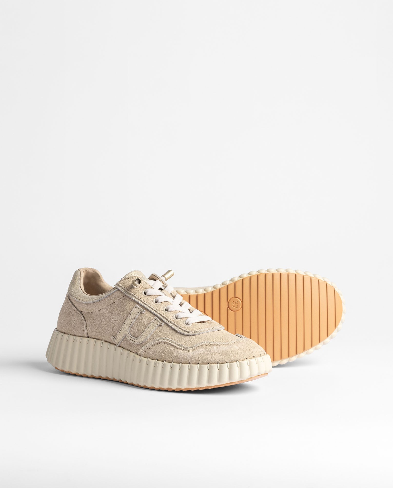 Sneaker VANNA-105 dorado_38676.jpg