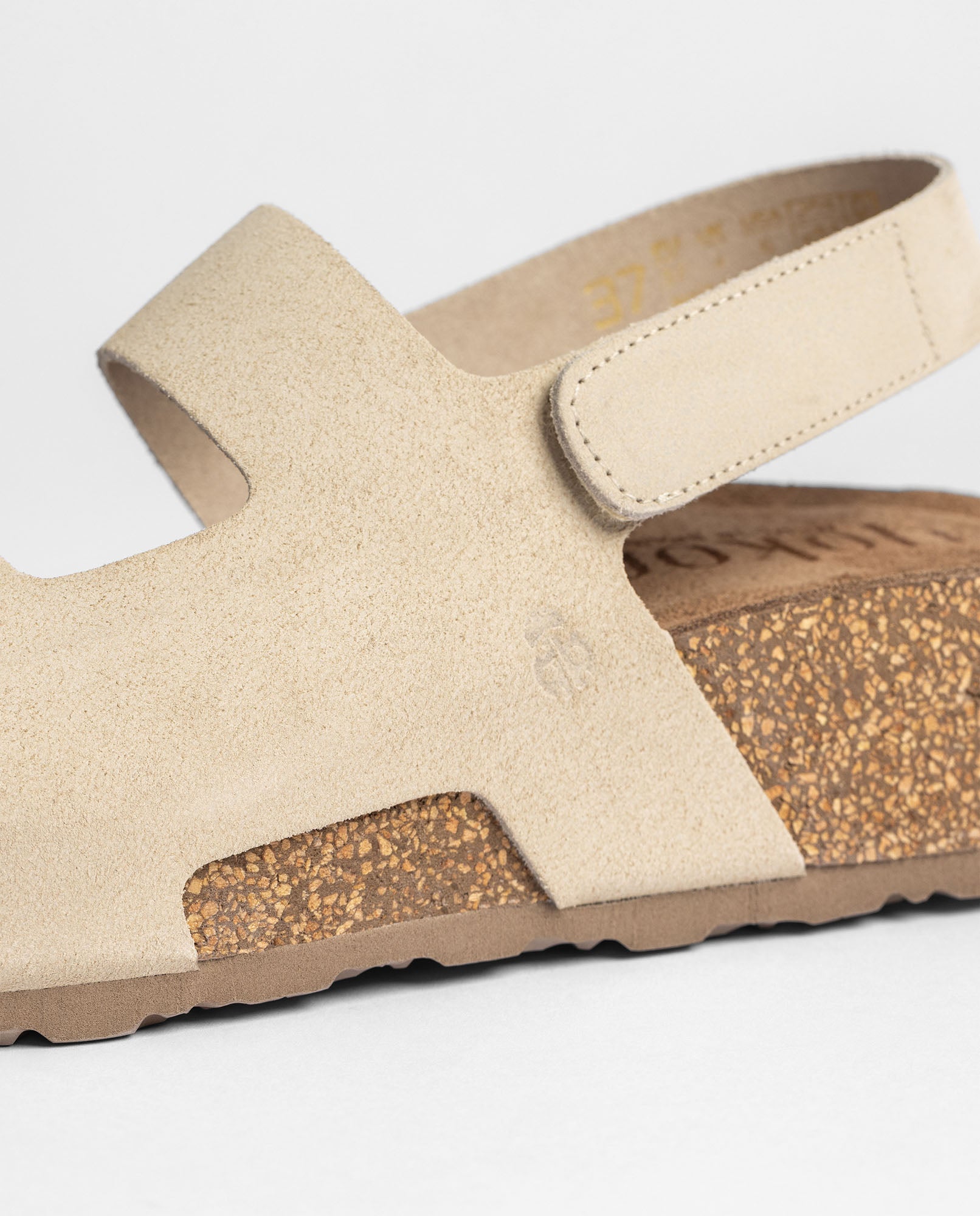 Sandalo con plateau WIWI-261 beige